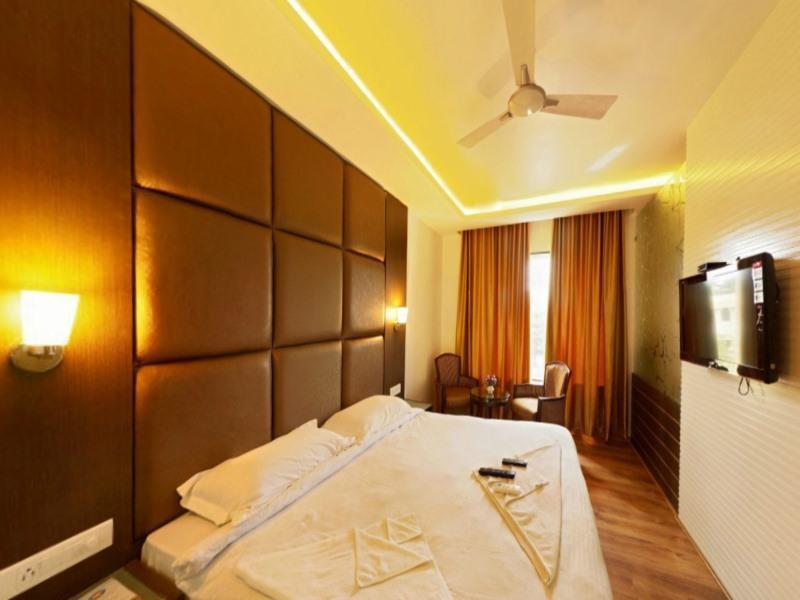 Fabhotel Tanisha Jubilee Hills Hyderabad Exterior photo